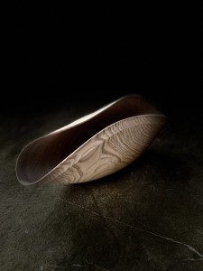 Muschelschalen aus heimischem Holz