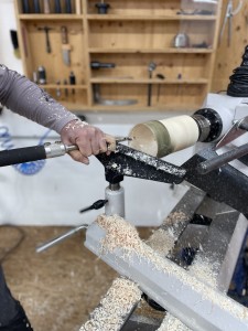Haken drechseln beim Nassholzkurs