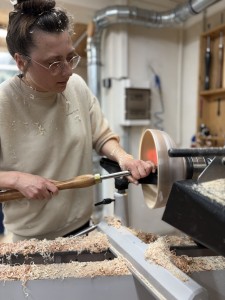 Schalen drechseln mit saftfrischem Holz